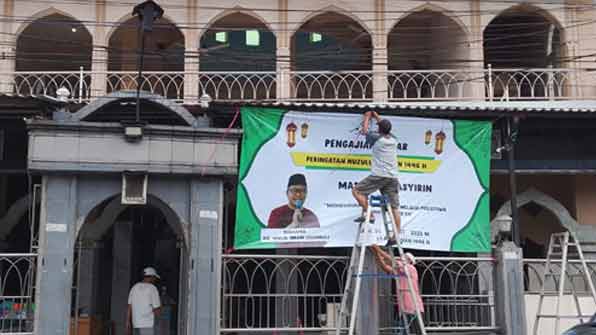 Masjid Mubasyirin Gelar Pengajian Akbar Peringatan Nuzulul Qur’an 1446 H